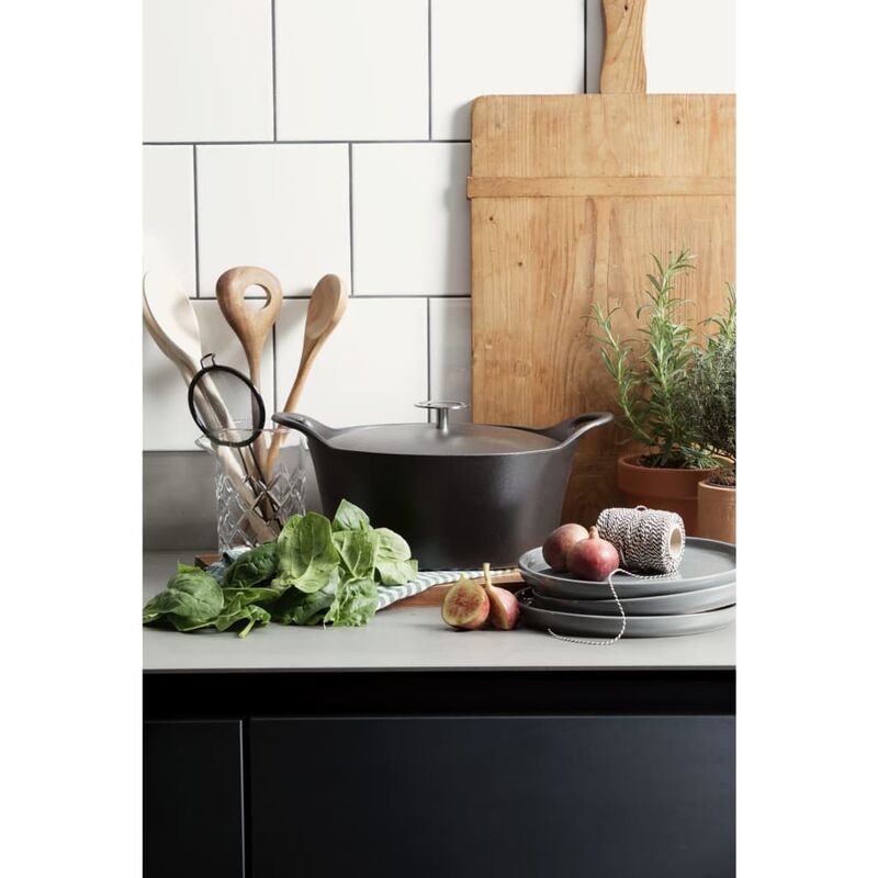 Cacerola esmaltada de hierro fundido negro 3